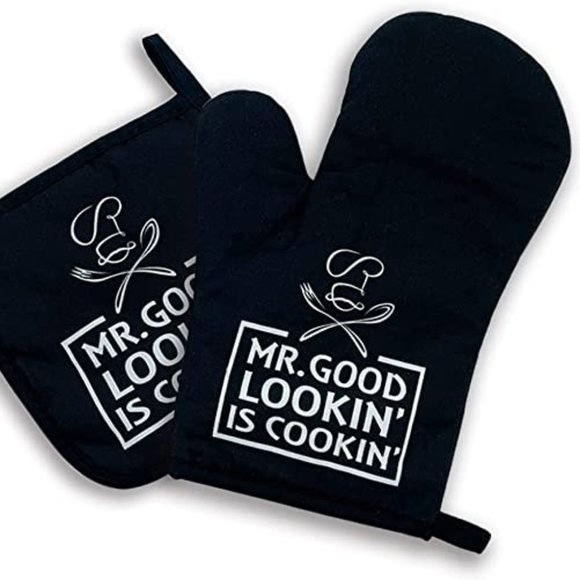 Mr.Good Lookin' is Cookin'，Oven Mitts and Pot Holders Sets of 2，Funny Oven Mitts - Picture 2 of 6